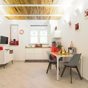  Appartement Corno Napoletano Free Parking For Small Cars Only